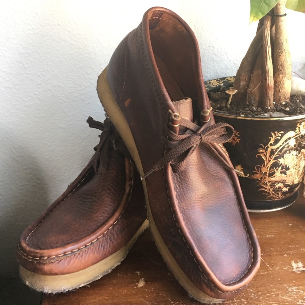 Clark’s Original Wallabee size 9